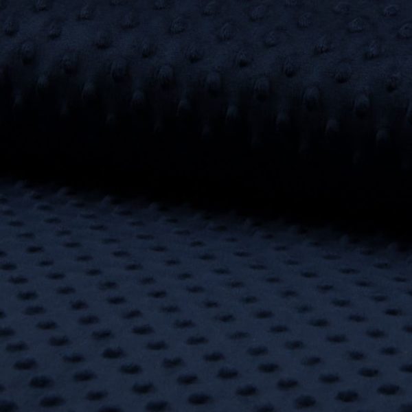Minky azul marino para confecciones de invierno con moteado en relieve