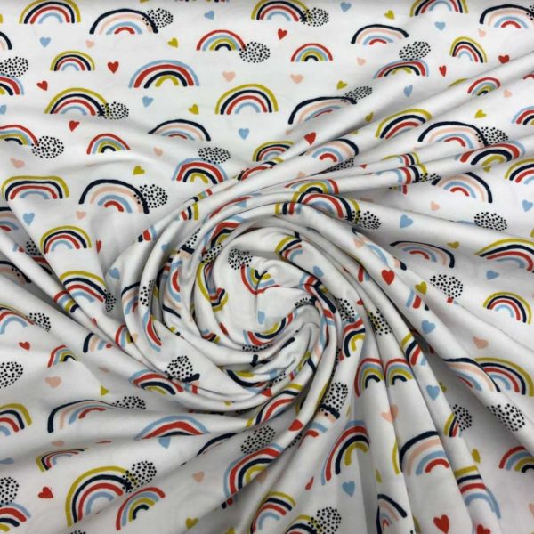 Punto de camiseta de algodón ORGÁNICO estampado arcoíris love fondo blanco