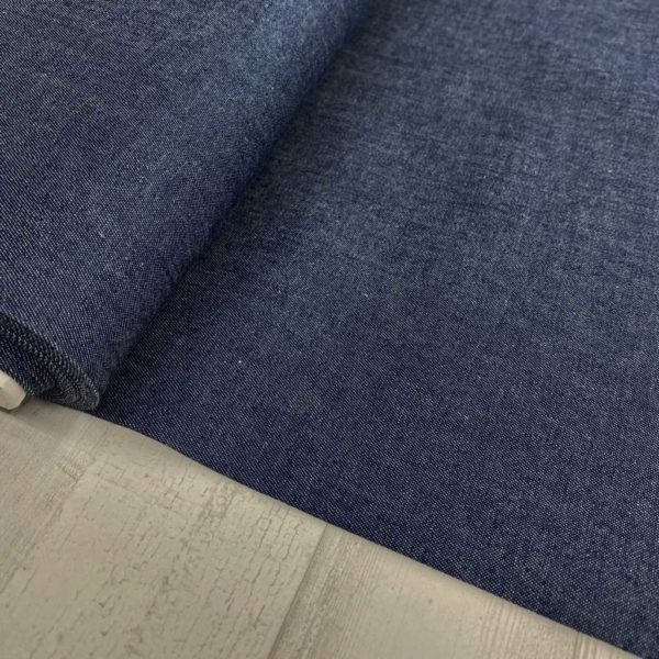 Tela de tejano de verano en algodón en color azul índigo