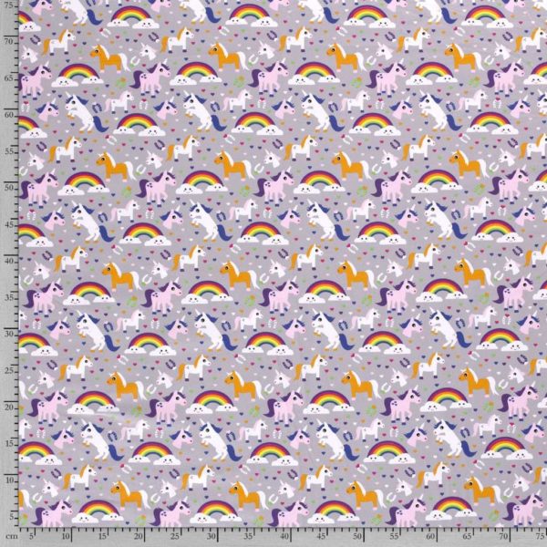 Punto de camiseta estampada tipo Jersey con caballos, unicornios, herraduras y arcoíris fondo gris