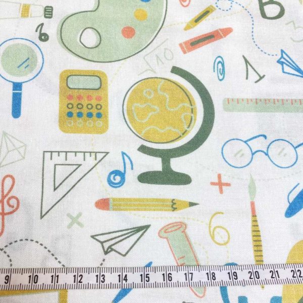 Algodón popelín de algodón 100% para creatividades de patchwork con estampado de dibujos de colegio fondo blanco