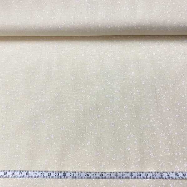 Algodón popelín de algodón 100% para creatividades de patchwork con estampado de florecitas blancas sobre un fondo de color beige
