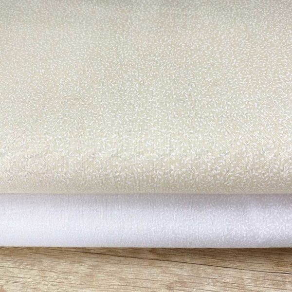 Algodón popelín de algodón 100% para creatividades de patchwork con estampado de ramitas blancas sobre un fondo de color blanco y beige