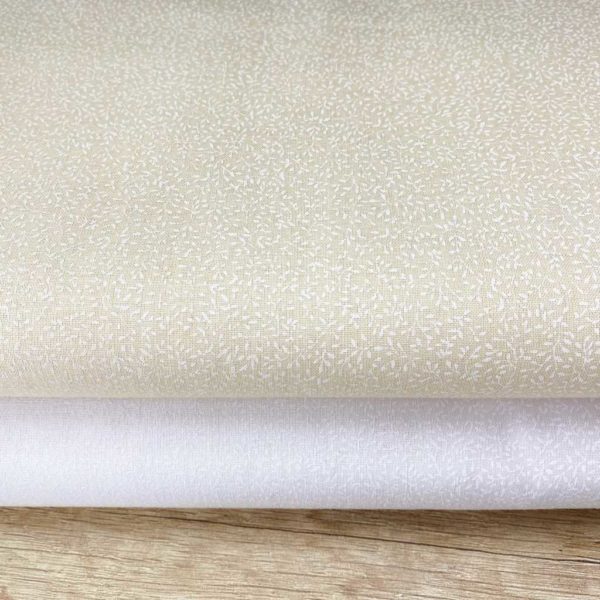 Algodón popelín de algodón 100% para creatividades de patchwork con estampado de ramitas blancas sobre un fondo de color blanco y beige