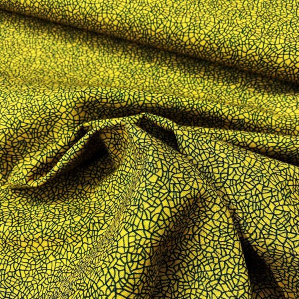 Algodón popelín de algodón 100% para creatividades de patchwork con estampado de ala de insecto amarillo