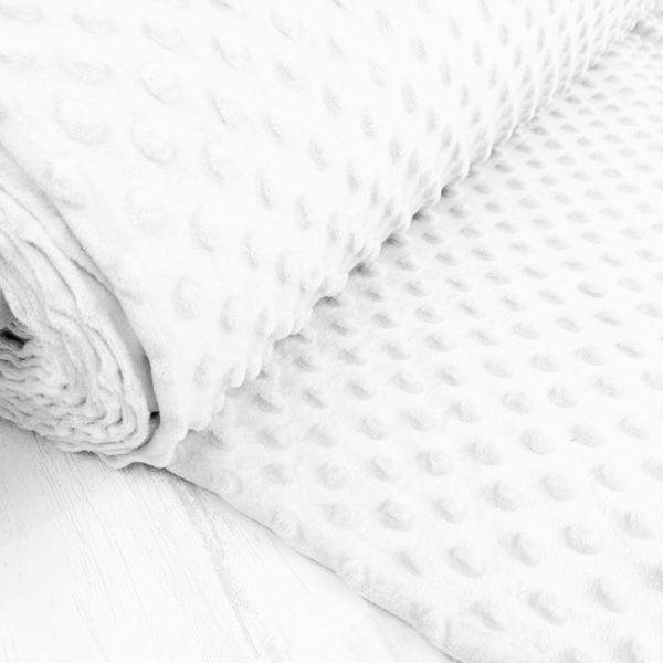Minky blanco para confecciones de invierno con moteado en relieve