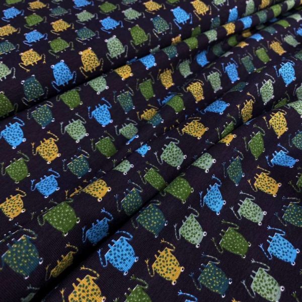 Tela de punto de camiseta de algodón orgánico tipo Jersey estampado con ranas de colores fondo azul navy