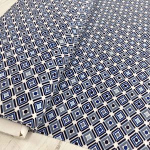 Tela de vestir de viscosa 100% estampado patrón de rombos en tonos azules