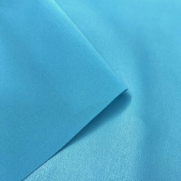 Tela PUL liso color azul. Tejido 100% impermeable y transpirable. Tejido ideal para compresas y pañanles reutilizables.