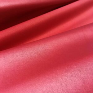 Tela PUL liso color fucsia. Tejido 100% impermeable y transpirable. Tejido ideal para compresas y pañanles reutilizables