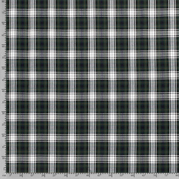 Tela de cuadro escocés muy suave y agradable. De poliéster y viscosa. Con cuadros en color verde y blanco.