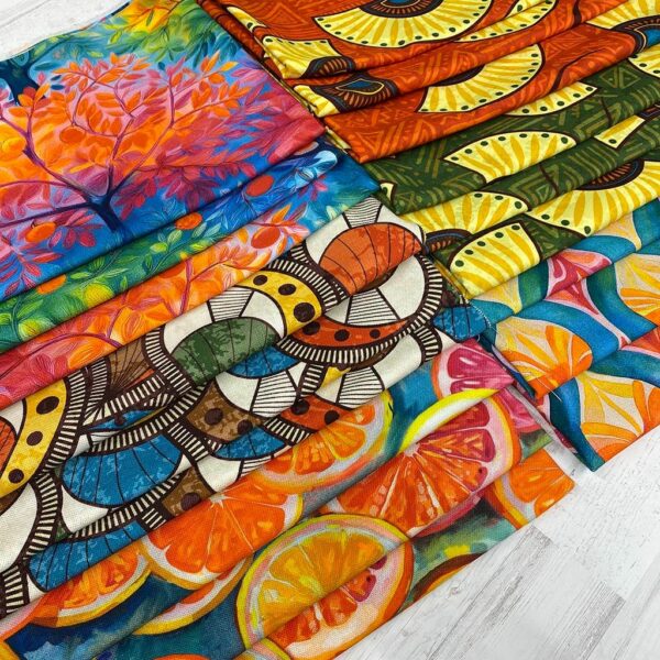 Loneta con estampados étnicos y muy vivos. Tejido muy versátil y resistente. Ideal para todo tipo de manualidades.